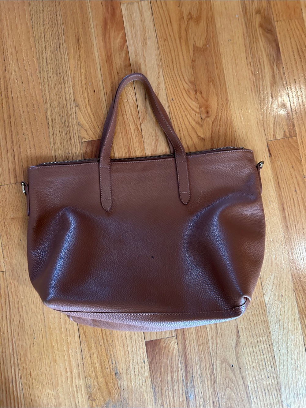 Cuyana Pebbled Leather Tote in Caramel - Picture 5 of 9